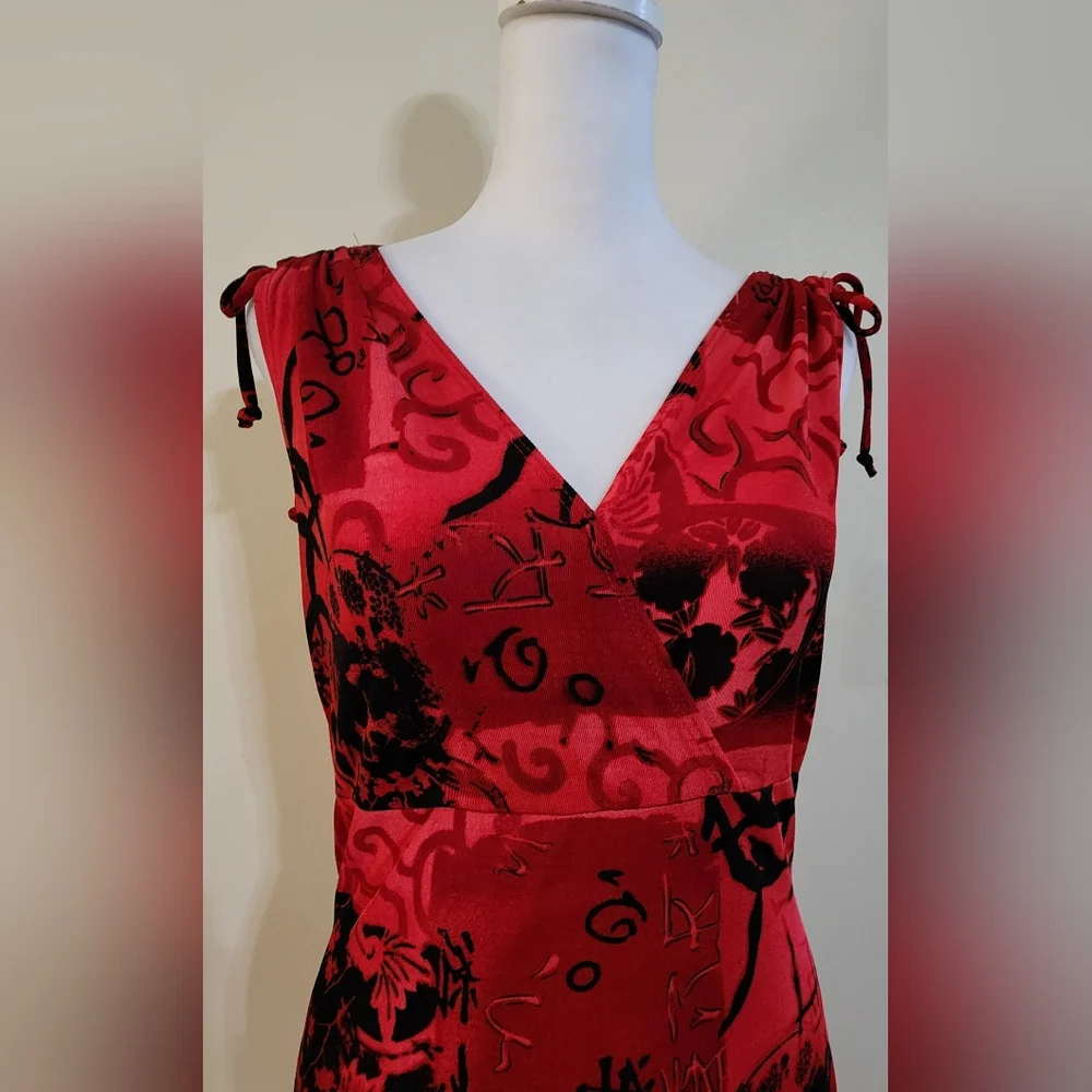 VINTAGE RARE Venus Red and Black V-neck Slip-on Dress Women's Size L - Picture 2 of 8